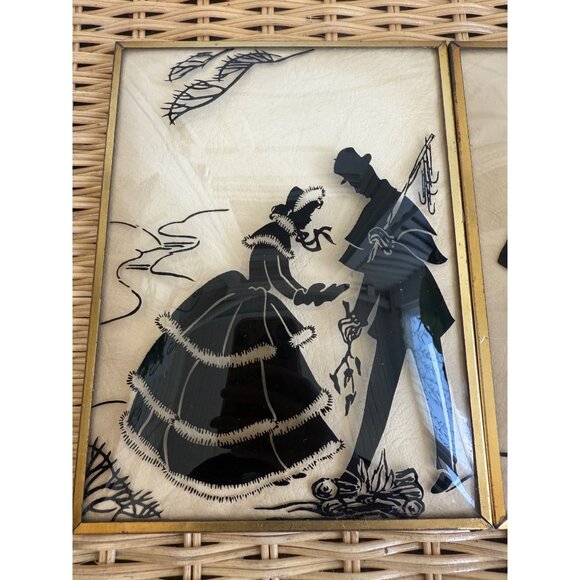 Vintage 40's Convex Glass Reverse Painted Victorian Couple Winter Scene Pictures - Picture 2 of 9